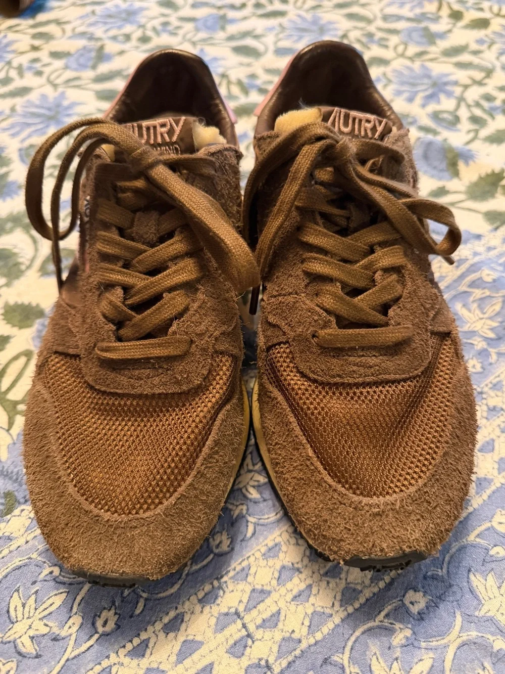 Autry Women’s Sneakers - Picture 2 of 6